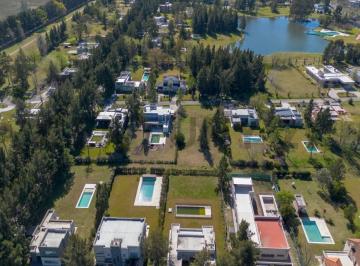 Terreno · 1176m² · Lote en Venta Miralagos II La Plata 1176 m²