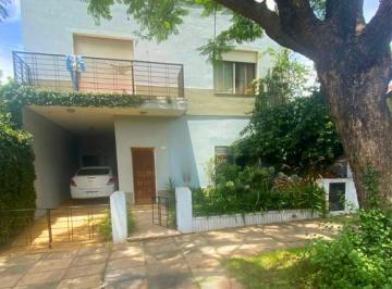 Casa · 150m² · 5 Ambientes · 2 Cocheras · Casa en Venta Castelar Sur