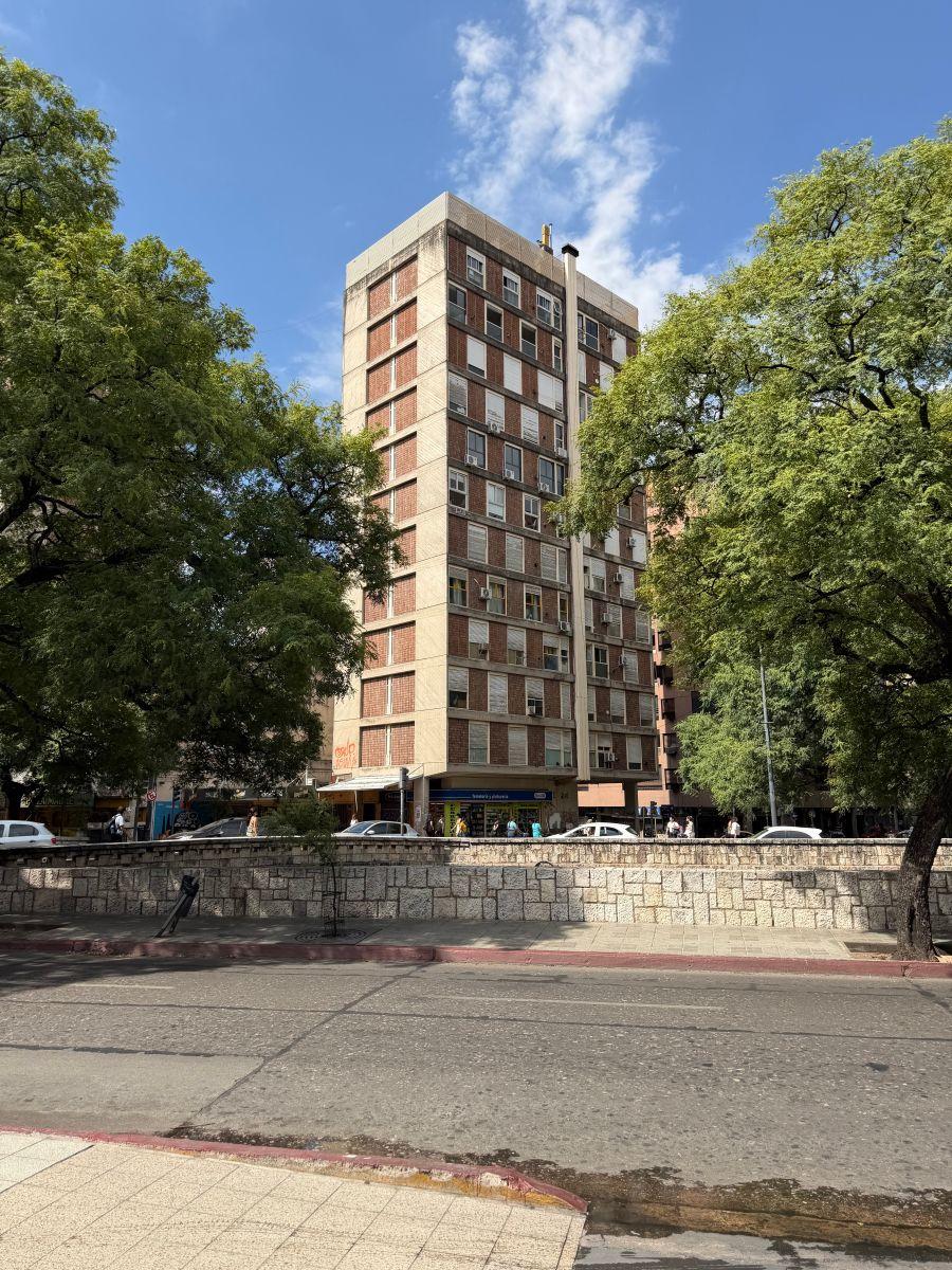 Avenida Duarte Quirós 310