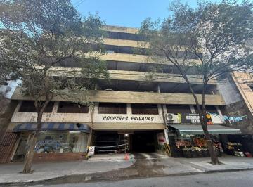 Garage · 10m² · 1 Cochera · Cochera Amplia y Comoda en Pb. Seguridad 24 Hs