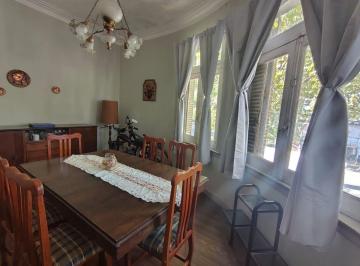 Departamento de 5 ambientes, Quilmes · Oportunidad! 4 Ambientes con Patio y Terraza