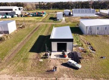 Bodega-Galpón · 210m² · Galpón en Roldán