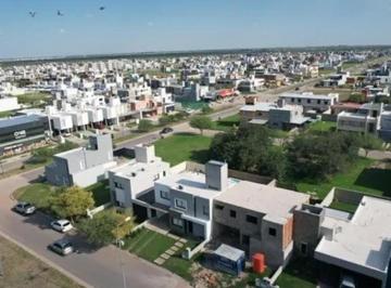 Terreno · 360m² · Se Vende Terreno Docta Apto Duplex y Comercio