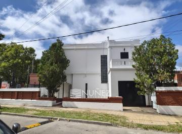 ANC-ANC-1605_2 · Venta Casa 5 Ambientes Bernal Este, Quilmes
