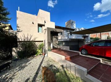 Casa de 7 ambientes, Villa Carlos Paz · Vendo Casa 4 Dorm., Cochera, Pileta en Carlos Paz