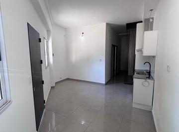 PH · 40m² · 2 Ambientes · Alquiler PH Mataderos