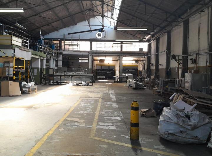 Depósito · 1467m²