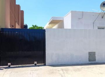 Casa de 3 ambientes, Florencio Varela · F. Varela o Higgins N°3354 Inmueble Destinado P/ Fiestas y Eventos