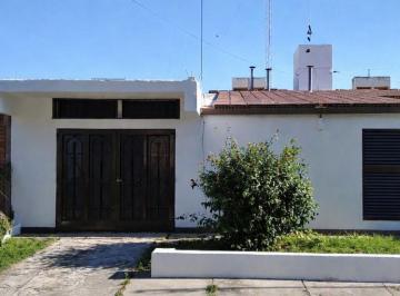 Casa · 137m² · 3 Dormitorios · 1 Cochera · Casa en Venta 3 Dorm. Barrio Ampliación San Pablo