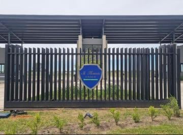 Casa · 1000m² · Lote en Venta en Saint Tomas Chico Canning