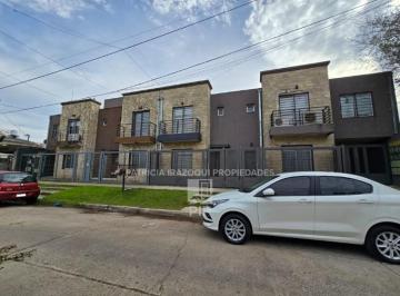 Casa · 75m² · 3 Ambientes · 1 Cochera · Duplex en Venta en Ituzaingo