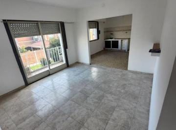 Departamento Alquiler 60m² de 3 ambientes · Departamento en Primer Luminoso