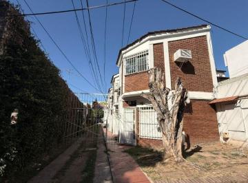 PH de 2 ambientes, La Matanza · PH de 50 m² con 1 Dormitorio en Venta y Alquiler en Ramos Mejía