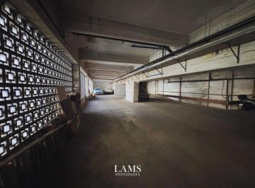 Garage · 15m² · En Venta - Cochera Cubierta - Plaza Mitre