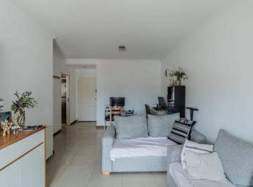 Departamento de 3 ambientes, Boedo · 3 Ambientes con Cochera, Balcón y Gas Natural en Boedo | Excelente Estado