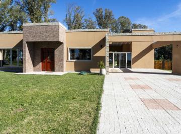 Casa · 186m² · 4 Ambientes · 3 Cocheras · Venta Casa a Estrenar, 4 Ambientes en General Rodríguez