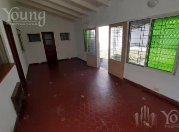 Casa · 70m² · 3 Ambientes · 1 Cochera · Casa 3 Ambientes Venta