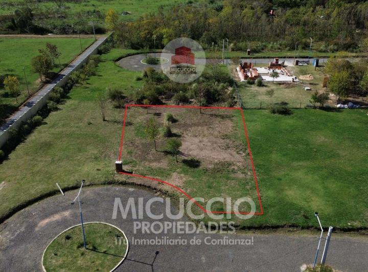 Terreno · 603m²