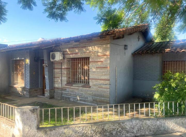Casa · 300m² · 5 Ambientes · 1 Cochera