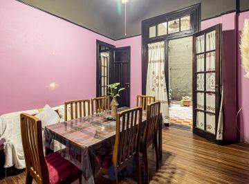 Departamento · 95m² · 3 Ambientes · Departamento - Venta - Colegiales - 3 Amb - Patio - Dependencia