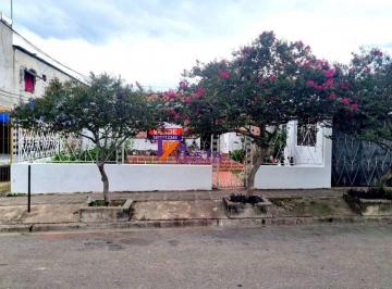 Casa de 9 ambientes, Salta · Barrio Cuidad del Milagro - Casa - Venta - Zona Norte - Salta