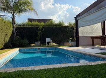Casa · 118m² · 3 Ambientes · 2 Cocheras · Casa en Los Arces