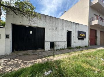 Casa · 50m² · 2 Ambientes · 5 Cocheras · Departamento 2 Ambientes y Medio + 6 Cocheras + Lote 400 m²