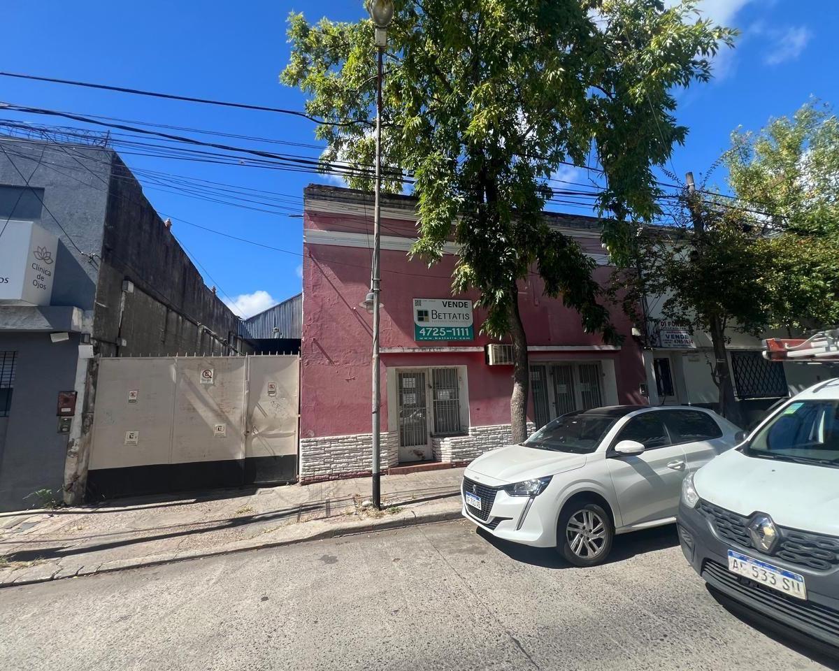 RIVADAVIA 1100. Entre Constitucion y Peron, San Fernando, GBA Norte