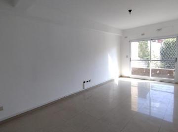 Departamento · 46m² · 2 Ambientes · 1 Cochera · Depto. 2 Ambientes en San Martín Centro con Cochera