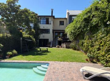 Casa de 5 ambientes, Mar del Plata · Casa en La Loma de Stella Maris con Jardín y Pileta