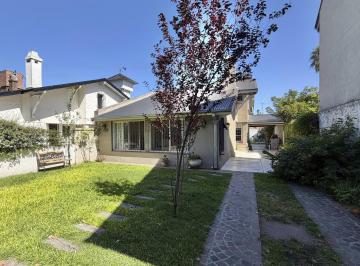 Casa · 166m² · 5 Ambientes · 1 Cochera · Casa en Venta en Parque Johnston - Hurlingham