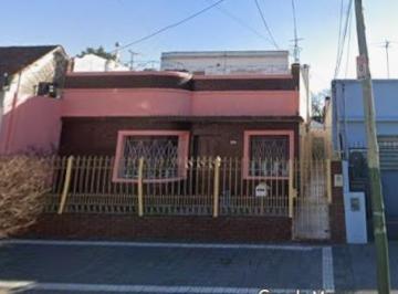 PH · 121m² · 4 Ambientes · PH Interno 4 Ambientes con Fondo Libre en Banfield Este