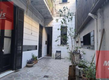 PH · 187m² · 6 Ambientes · PH Para Restaurar en San Telmo - Entrada Independiente