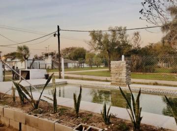 Foto · Excepcional Casa Quinta en Arroyo Leyes Relax y Confort Sobre Amplio Terreno