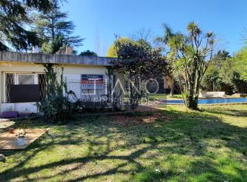 Quinta vacacional · 150m² · 5 Ambientes · 7 Lotes 1.800 m² + 2 Casas a Reciclar