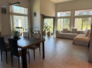 Casa de 6 ambientes, Pilar · Casa Moderna en Country de Pilar Sobre Lote Elevado con Jardin y Pileta