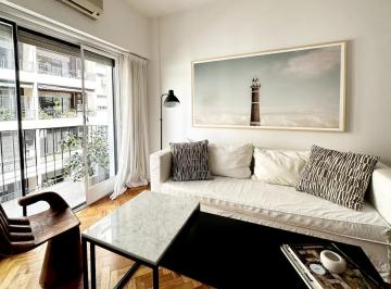 Departamento de 2 ambientes, Recoleta · 2 Ambientes. Todo Luz. Impecable Estado