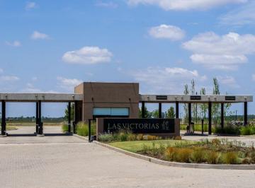 Terreno , Ezeiza · Lote en Barrio "Las Victorias" Canning - Al Lago - 823 m² Lote: 207