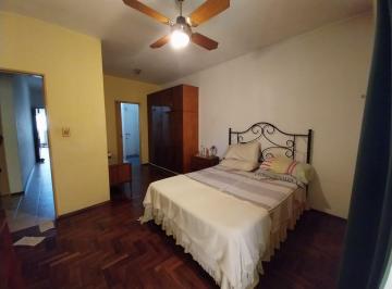 Foto · Venta Casa B Villa Argentina, a 300 m. de Av Sabattini, 3 Dorm² Baños
