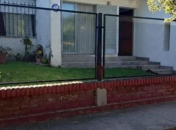 Casa · 153m² · 5 Ambientes · 1 Cochera · Casa en Cosquin a 2 Cuadras del Centro