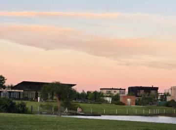 Terreno · 512m² · Terreno Lote en Venta en Carpinchos, Nordelta, Tigre