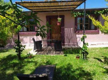 Casa · 809m² · 10 Ambientes · 8 Cocheras · Complejo de Cabañas en Valle Grande - San Rafael