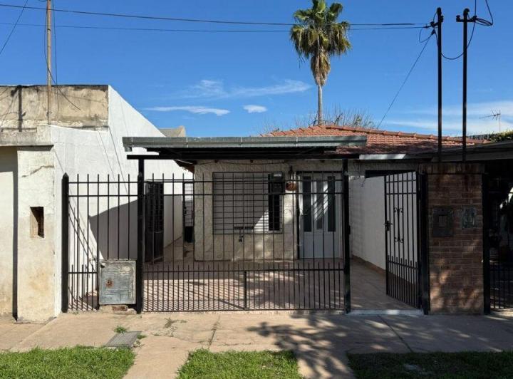 Casa · 1m² · 3 Ambientes