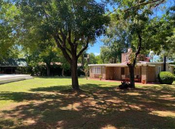 Casa · 100m² · 5 Ambientes · Importante Casa Quinta Roldan Barrio Los Aromos