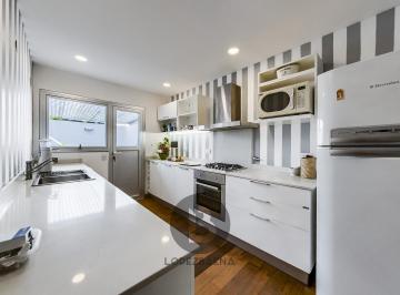 Casa · 268m² · 4 Ambientes · 2 Cocheras · Venta Casa 3 Dorm Categoria - Cerro de Las Rosas
