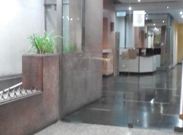 Departamento de 4 ambientes, Caballito · Vendo Depto 4 Ambientes. Apto Credito Caballito Av Rivadavia 5500