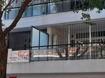 Departamento · 28m² · 1 Ambiente · Venta - Monoambiente con 2 Patios - Jujuy 1800