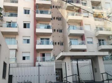 Garage , Córdoba · En Venta Cochera Cubierta en Subsuelo con Porton Automatizado en Alta Cordoba. Edificio con Ascensor