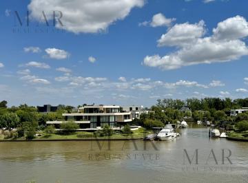 Departamento · 113m² · 3 Ambientes · 2 Cocheras · Departamento en Venta con Salida Al Río, 2 Dorm en Suite Jardin con Pileta. Acqua Marinas, Nordelta