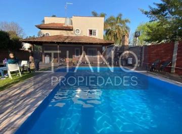 Quinta vacacional · 140m² · 4 Ambientes · Bonita Casaquinta - Alquiler Diario y Temporario